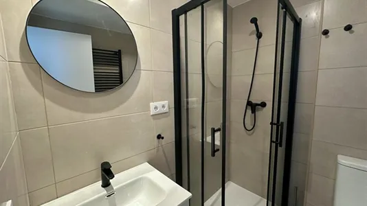 Rooms in Madrid Carabanchel - photo 10