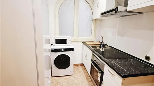 Rooms in Barcelona Sarrià-St. Gervasi - photo 7