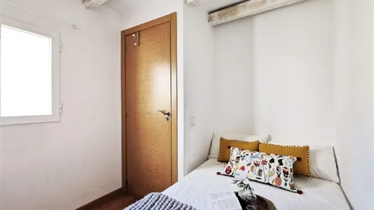 Rooms in Madrid Retiro - photo 9