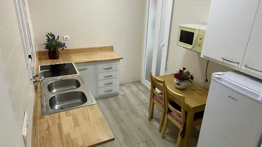 Rooms in Sant Pere de Ribes - photo 10