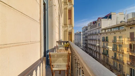 Rooms in Barcelona Eixample - photo 5