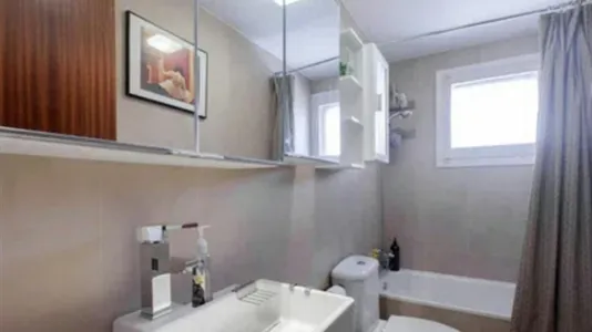 Rooms in Madrid Centro - photo 2