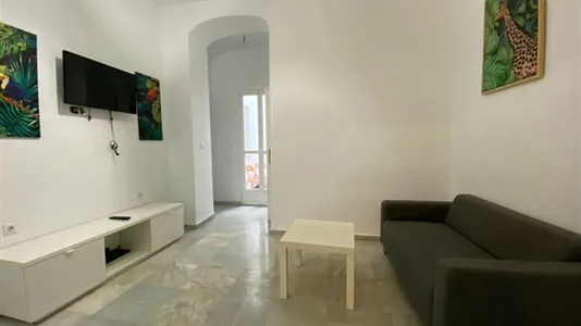 Rooms in El Fontanal - photo 9