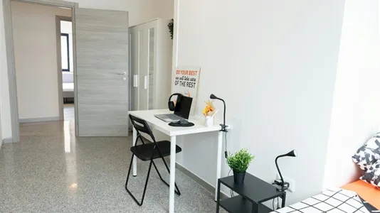 Rooms in Cagliari - photo 2