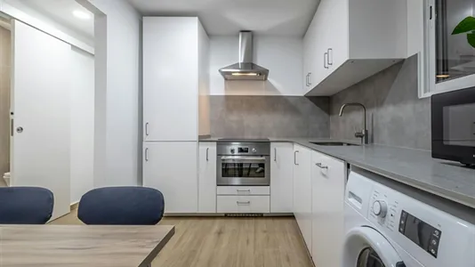 Rooms in el Camí de Vera - photo 6