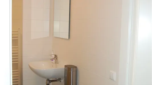 Apartments in Location is not specified - photo 8