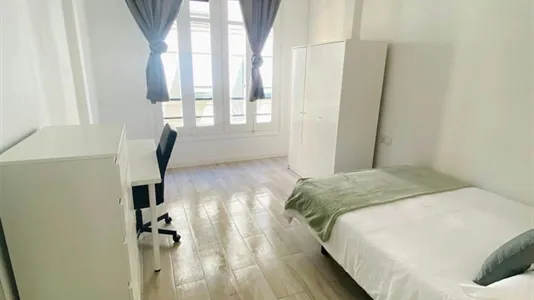 Rooms in Valencia Ciutat Vella - photo 2