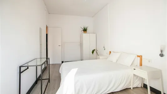 Apartments in Barcelona Sants-Montjuïc - photo 10