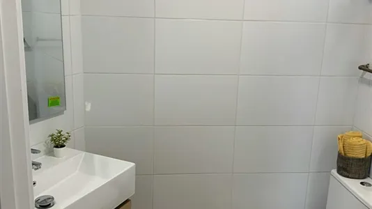 Rooms in Moncada - photo 8