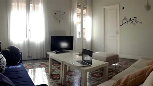 Rooms in Barcelona Ciutat Vella - photo 4