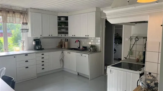 Houses in Östhammar - photo 3