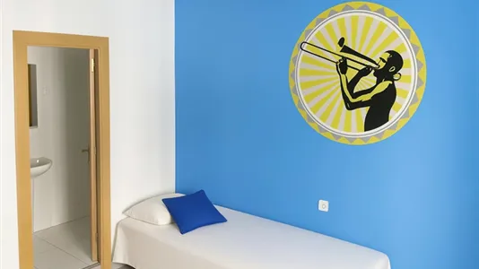 Rooms in Barcelona Ciutat Vella - photo 1