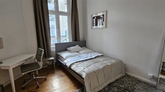 Rooms in Berlin Charlottenburg-Wilmersdorf - photo 9