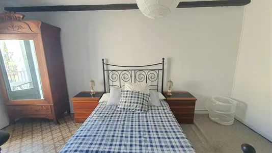 Rooms in Barcelona Ciutat Vella - photo 7
