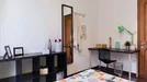 Room for rent, Bologna, Emilia-Romagna, Viale Giovanni Vicini