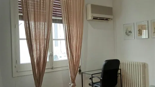 Rooms in Madrid Chamberí - photo 4