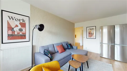 Rooms in Aix-en-Provence - photo 3