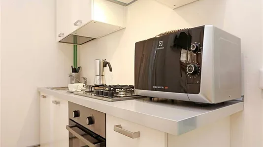 Rooms in Roma Municipio XIV – Monte Mario - photo 9