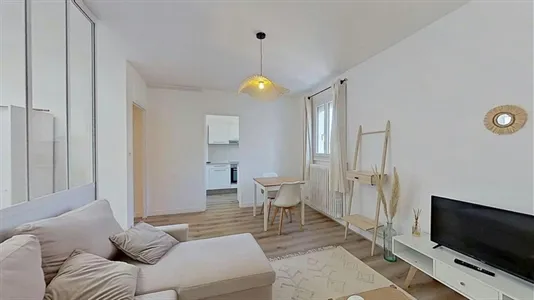 Apartments in Rouen - photo 2