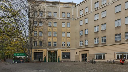 Rooms in Berlin Friedrichshain-Kreuzberg - photo 9