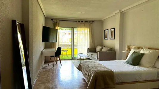 Rooms in Móstoles - photo 1