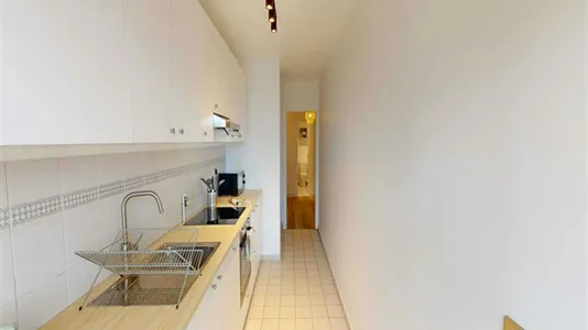 Rooms in Paris 15ème arrondissement - photo 10