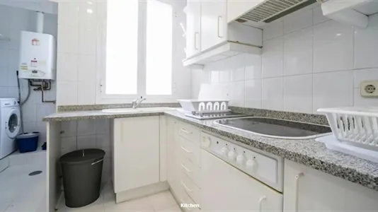 Rooms in Madrid Centro - photo 10