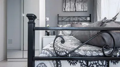 Room for rent in Milano Zona 9 - Porta Garibaldi, Niguarda, Milan