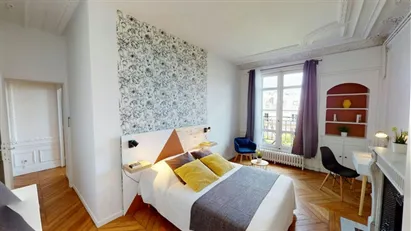 Room for rent in Paris 17ème arrondissement, Paris