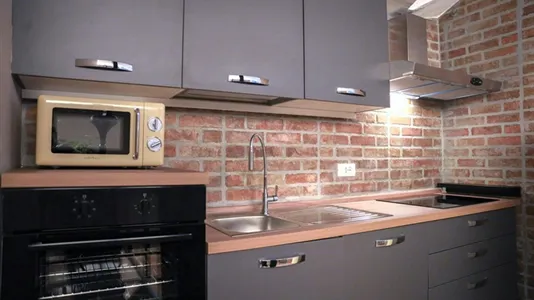 Houses in Milano Zona 6 - Barona, Lorenteggio - photo 3