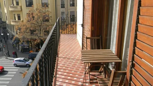 Rooms in Valencia Ciutat Vella - photo 8