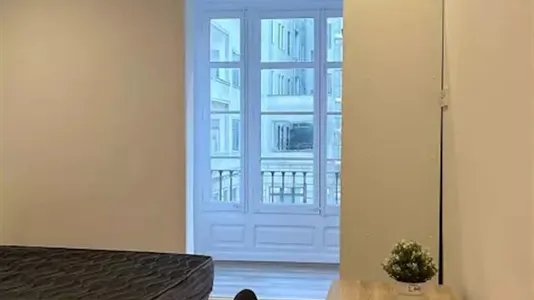 Rooms in Barcelona Eixample - photo 6