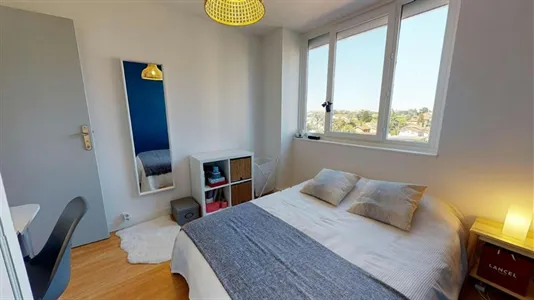 Rooms in Lyon - photo 2