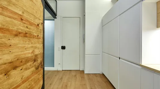 Apartments in Barcelona Ciutat Vella - photo 7