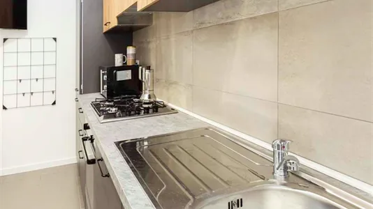 Rooms in Milano Zona 5 - Vigentino, Chiaravalle, Gratosoglio - photo 8