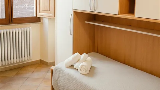 Rooms in Siena - photo 2