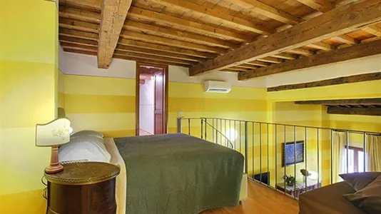 Apartments in Florence - photo 2