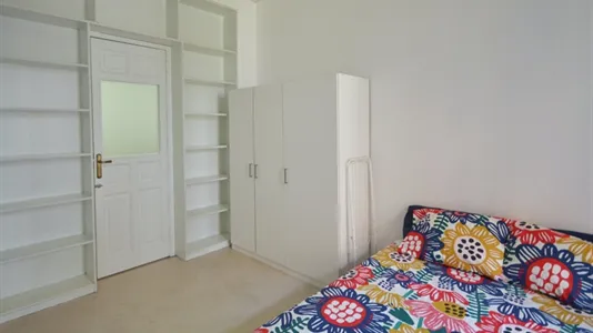 Rooms in Madrid Centro - photo 7