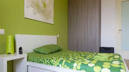 Room for rent in Milano Zona 5 - Vigentino, Chiaravalle, Gratosoglio, Milan