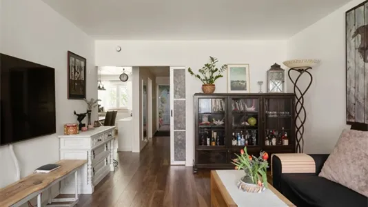 Apartments in Stockholm South - photo 2