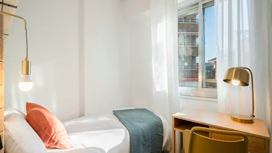 Rooms in Madrid Moncloa-Aravaca - photo 1