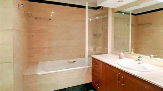 Rooms in Madrid Chamberí - photo 10