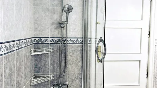 Rooms in Madrid Salamanca - photo 10