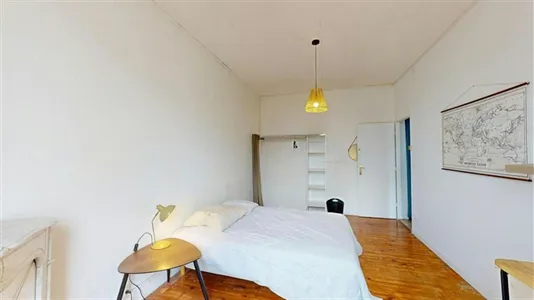 Rooms in Saint-Étienne - photo 4