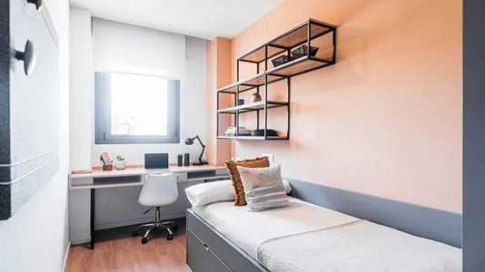 Rooms in Bami - photo 4