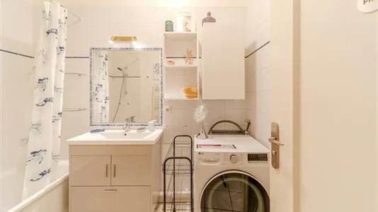 Apartments in Lyon - photo 10