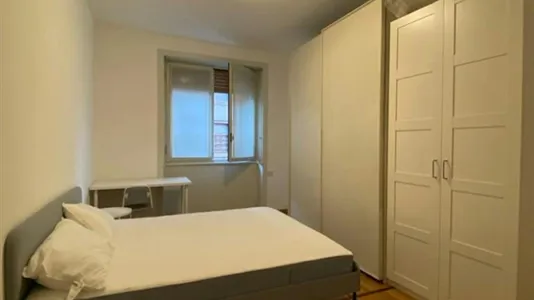 Rooms in Milano Zona 8 - Fiera, Gallaratese, Quarto Oggiaro - photo 1