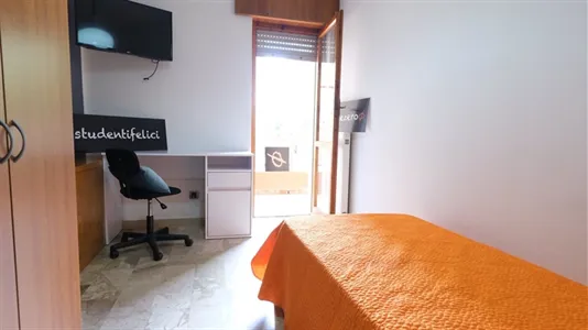 Rooms in Sassari - photo 4