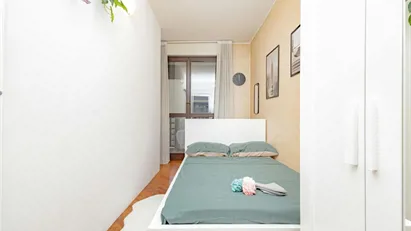 Room for rent in Milano Zona 8 - Fiera, Gallaratese, Quarto Oggiaro, Milan