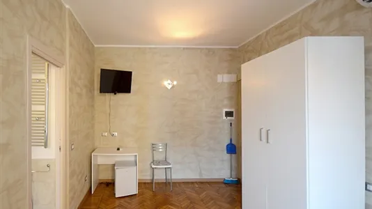 Rooms in Milano Zona 5 - Vigentino, Chiaravalle, Gratosoglio - photo 4